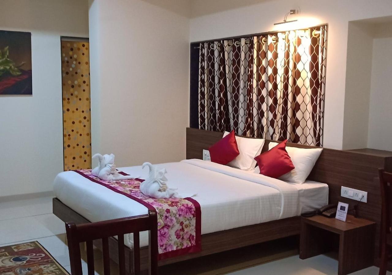 The Hotel Relax Kankavli Kankavali ภายนอก รูปภาพ
